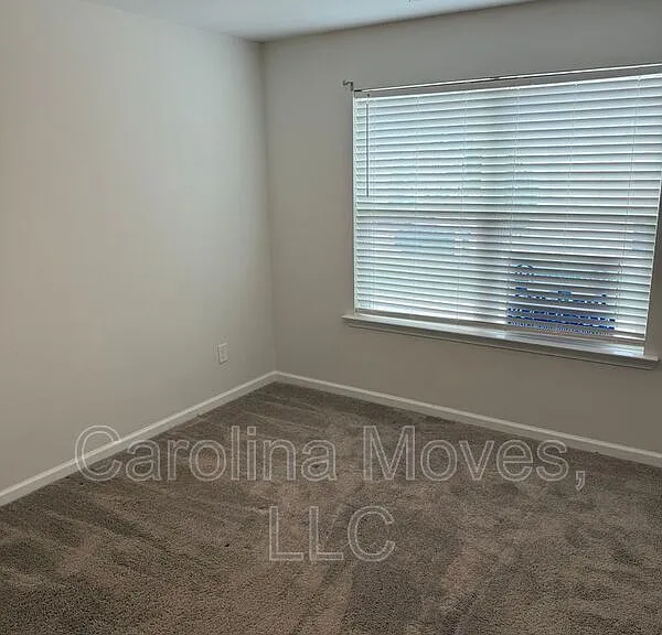 5 Alkanet Way — Photo 12