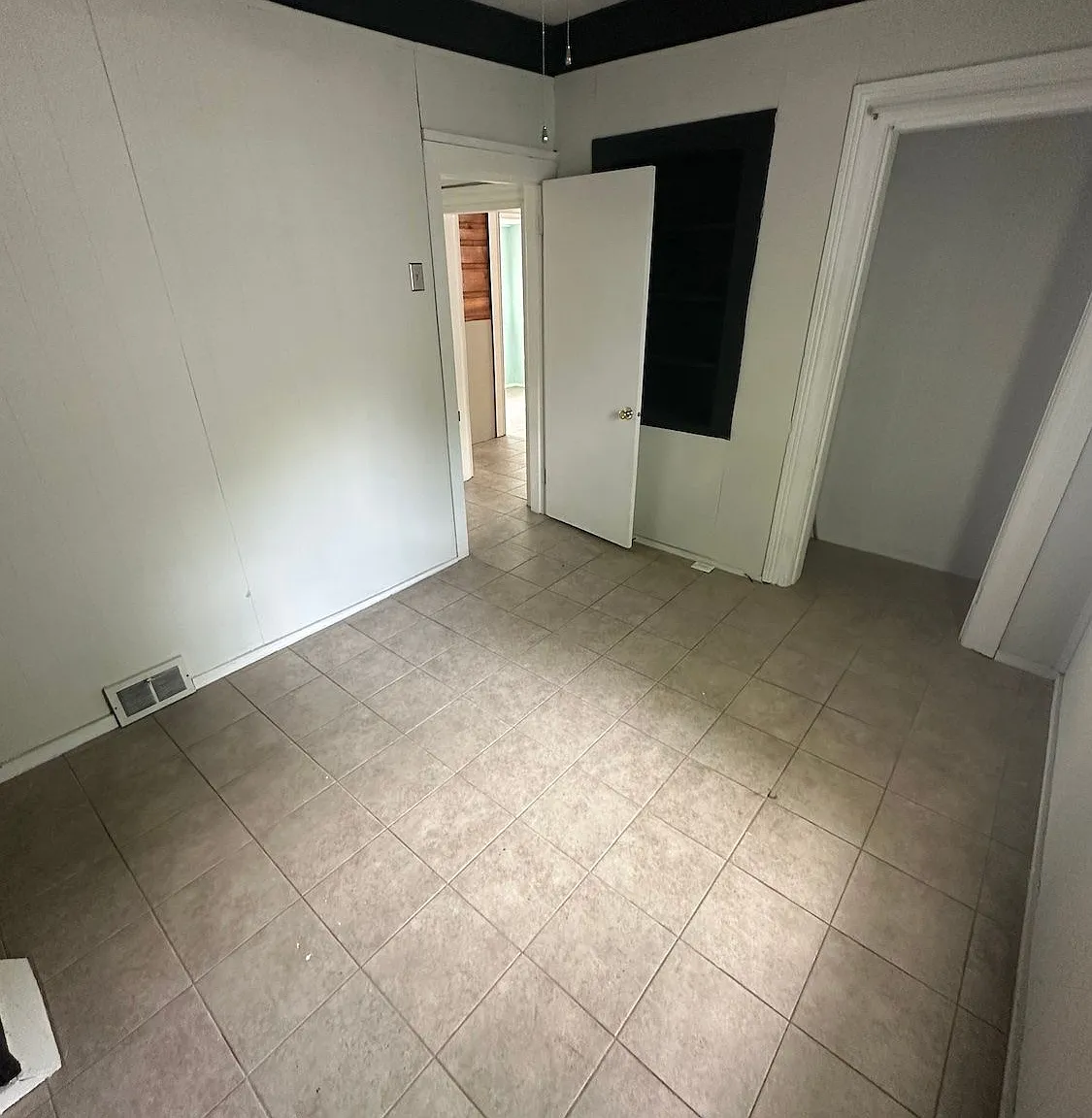 1 bed, 1.0 bath, 600 sqft, $900 — Photo 4