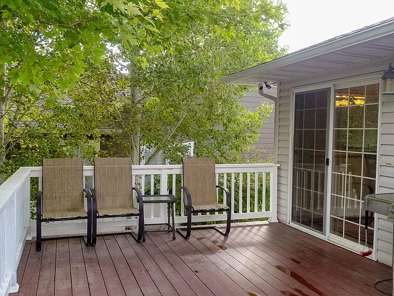 3835 Fairmeadow Dr — Photo 22