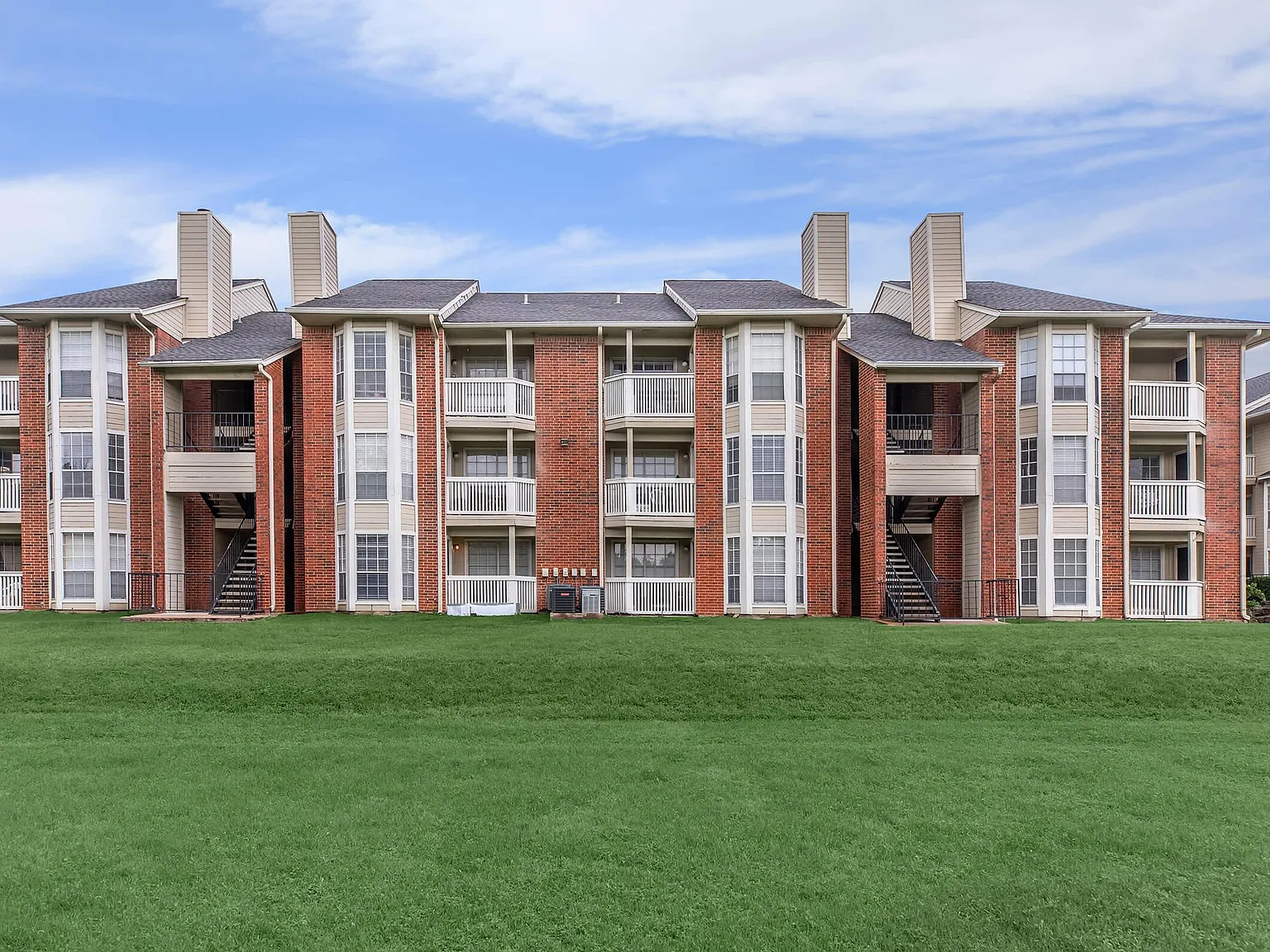 Villas at Shadow Oaks — Photo 1