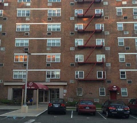 2nd image of 15131 88th St APT 3M