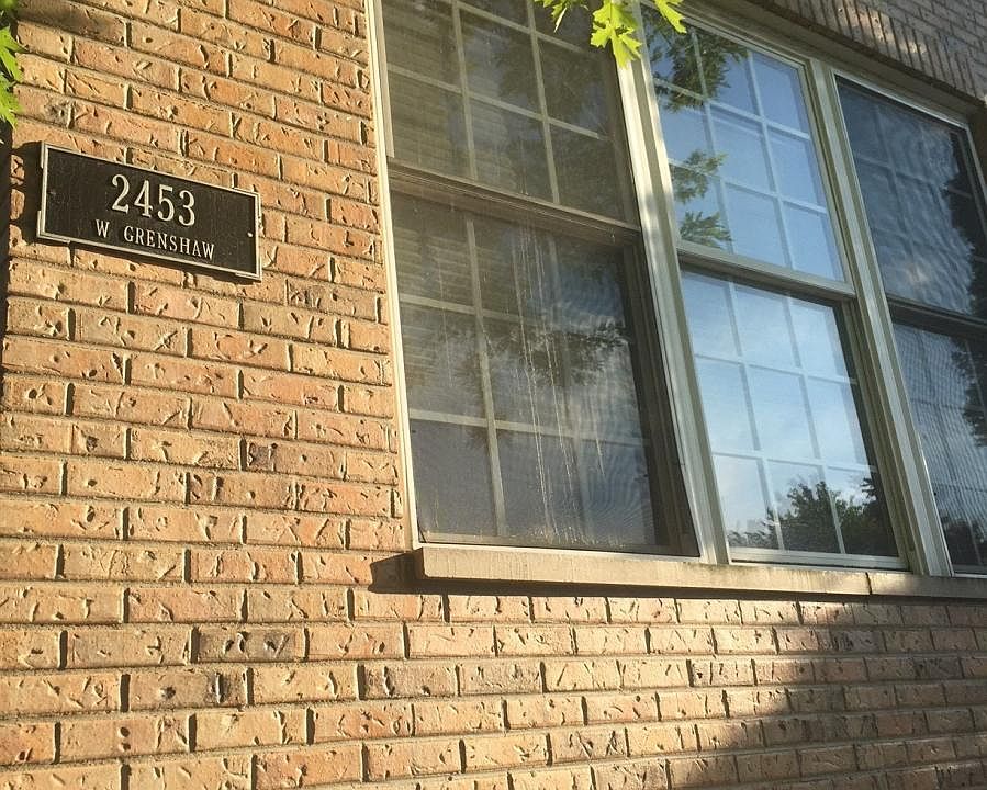 1st image of 2453 W Grenshaw St