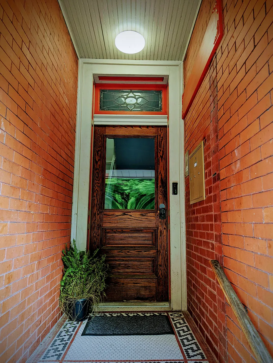 Building Photo - 421 Foreland St #2
