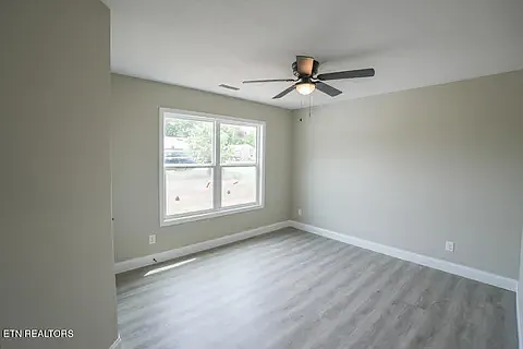 3 bed, 1200 sqft, $2,000 — Photo 3