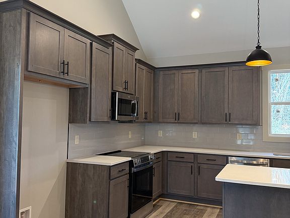 6th image of this home