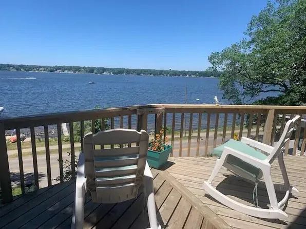 1607 Collier Dr, Whitehall, MI 49461