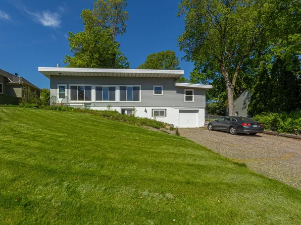 223 Central Ave N, Wayzata, MN 55391