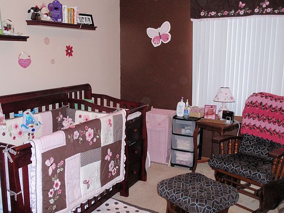 Bedroom/Nursery