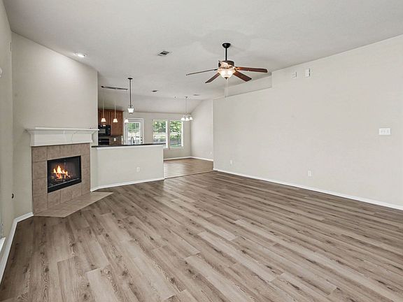 2nd image of 7 Briar Grove Ct