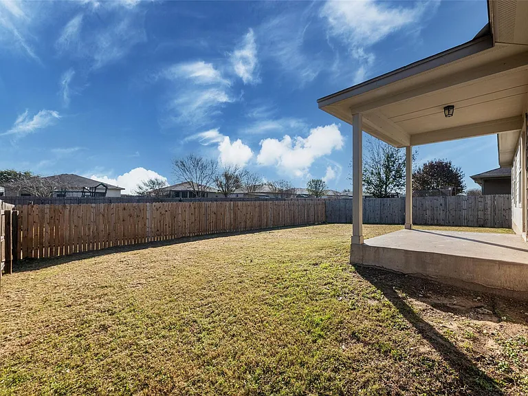 207 Baldwin St — Photo 18