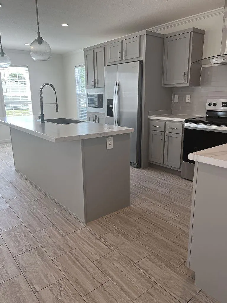 3 bed, 2.0 bath, 1460 sqft, $1,499 — Photo 3