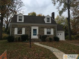 25 McCoy Ave, Metuchen, NJ 08840