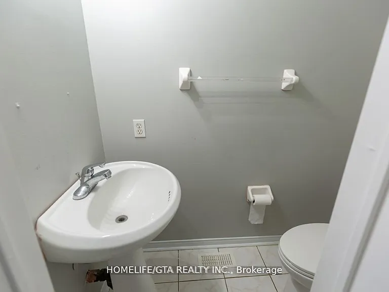 154 Goldenwood Cres — Photo 13