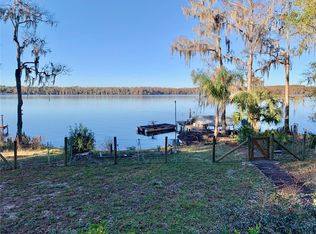 246 Redwater Lake Rd, Hawthorne, FL 32640