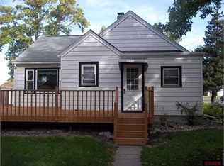 112 N 3rd St, Eagle Lake, MN 56024
