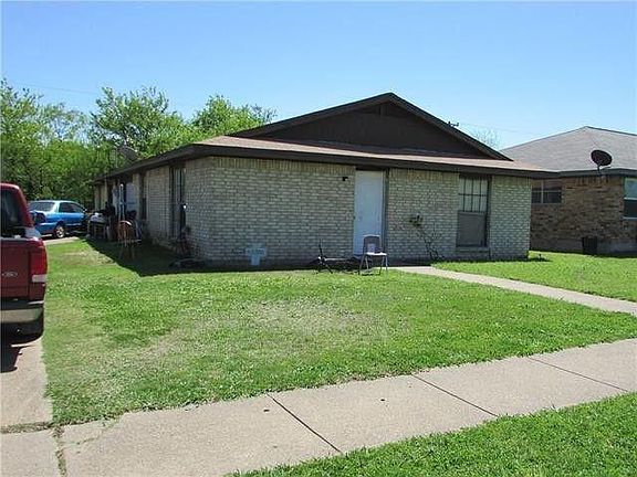 2nd image of 1403 Cardinal Dr