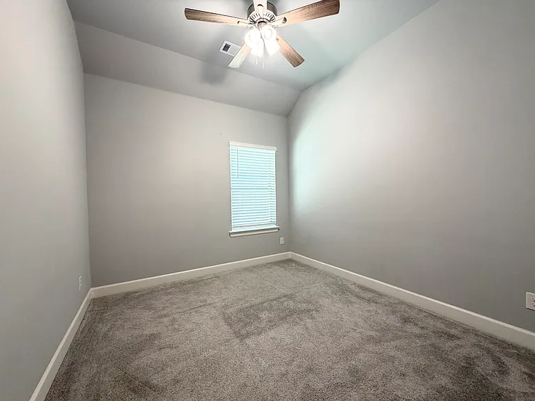 2427 Preakness Pl — Photo 17