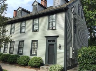 38 Main St, Stonington, CT 06378
