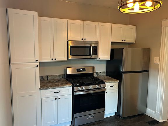 2nd image of 4018 Huston Ave #1