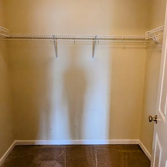 409 Valdez Ct — Photo 12