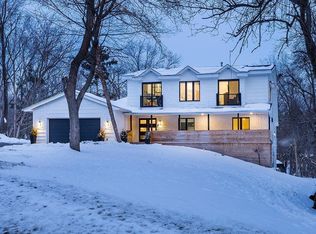 5129 Beacon Hill Rd, Minnetonka, MN 55345