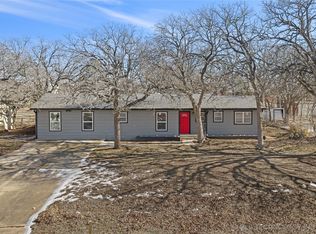 196 Frances St, Healdton, OK 73438