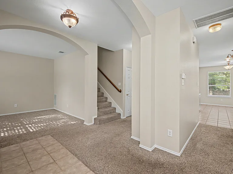 8401 Tribute Ln — Photo 3