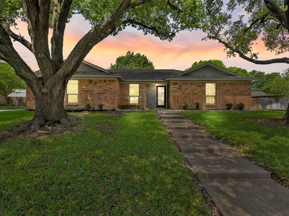 1063 Dendron Dr, Hewitt, TX 76643