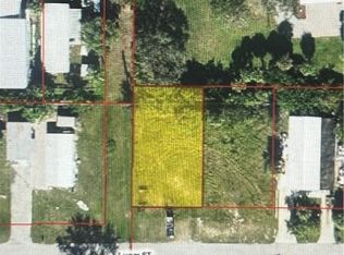 3301 Lunar St, Naples, FL 34112