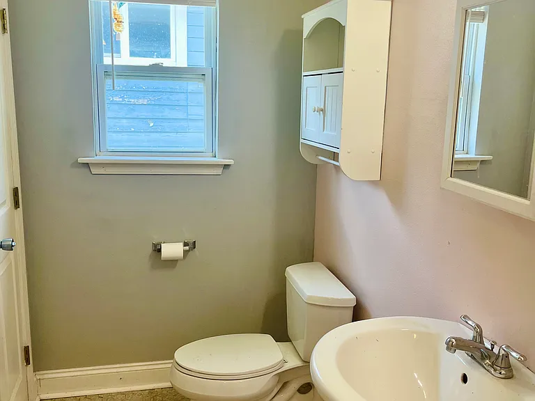 625 N Scott St — Photo 10