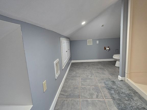 3rd image of 176-178 Bailey St #11525824