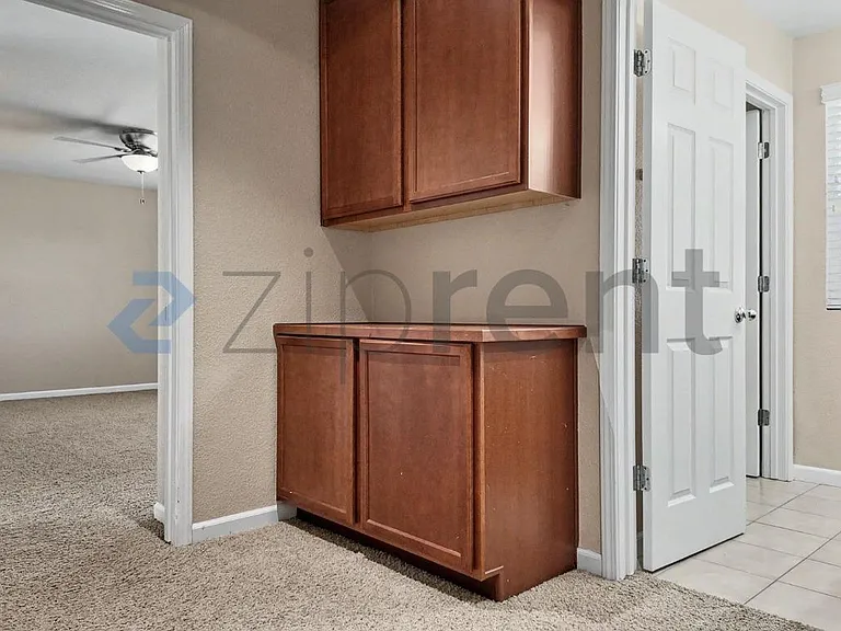 9749 Shanelyn Way — Photo 42