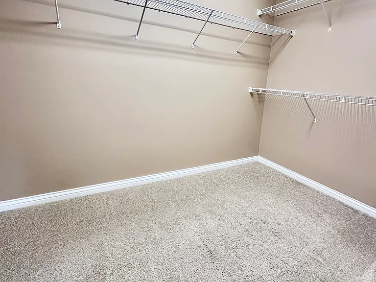 11574 Bunker Hill Ct — Photo 15