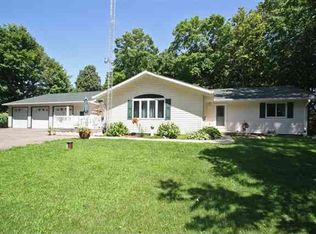 N6824 Ziebell Rd, Johnson Creek, WI 53038