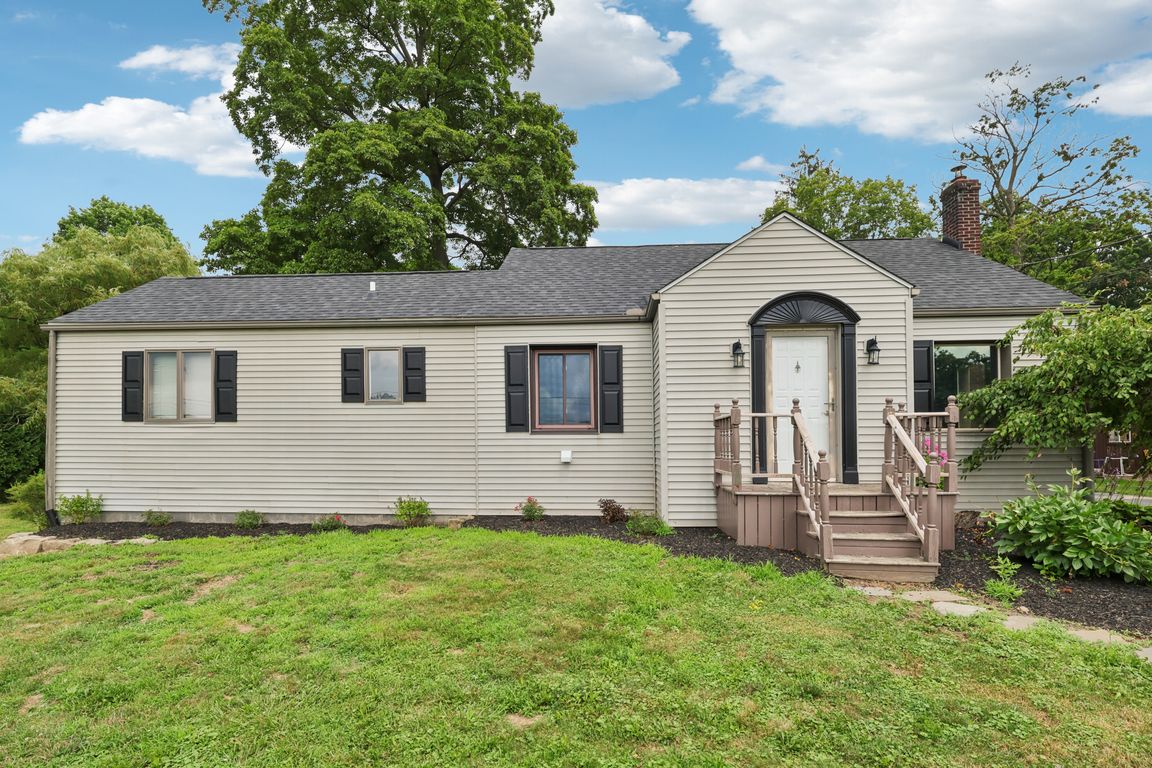 Columbiana Canfield Rd-S1707-001.jpg