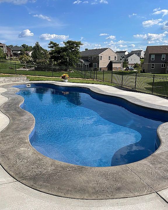 2nd image of 5043 Loch Dr