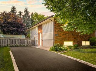 555 Erskine Ave #1-A, Peterborough, ON K9J7Z1