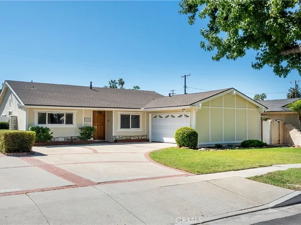 15846 Liggett St, North Hills, CA 91343