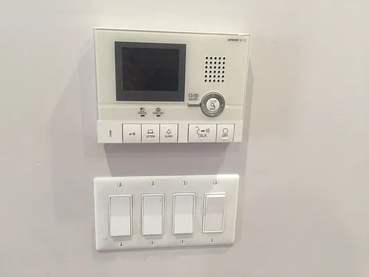 Rented by REALTY QUEST NEW YORK INC | media 10