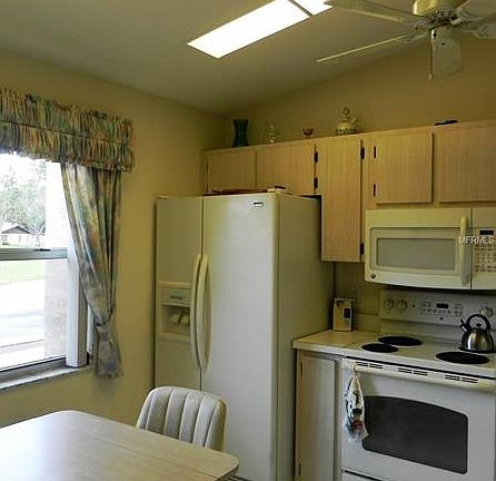 5th image of 3916 Sailmaker Ln #2405