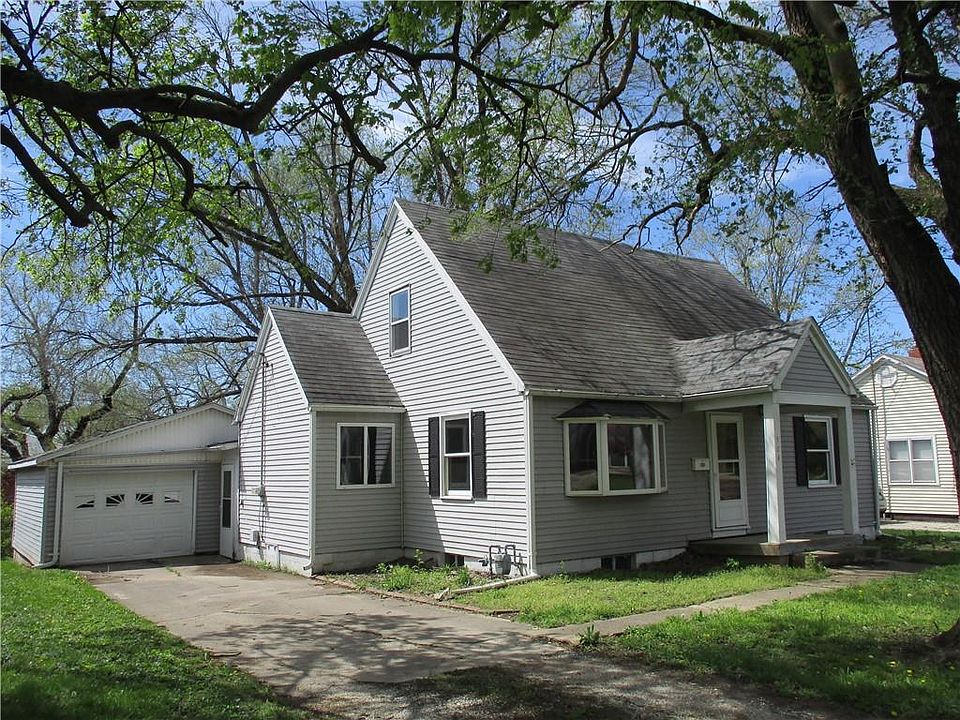 1st image of 304 N Spruce St