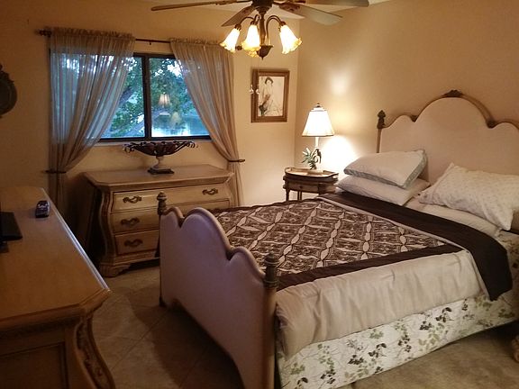 4th image of 15144 Ashland St APT 285