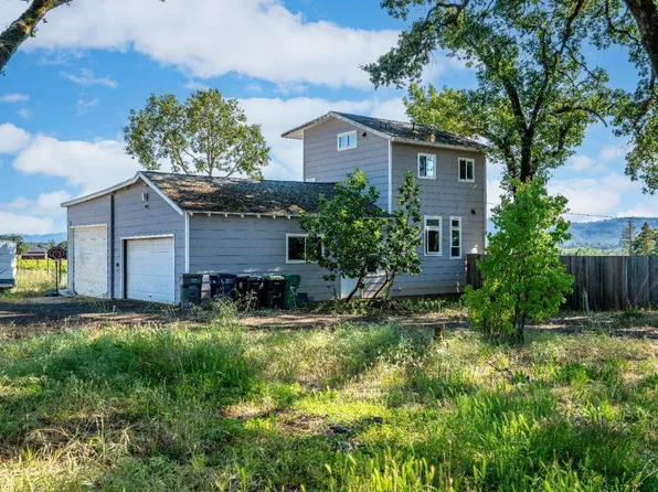 2901 - 2903 Road I #A-C, Redwood Valley, CA 95470