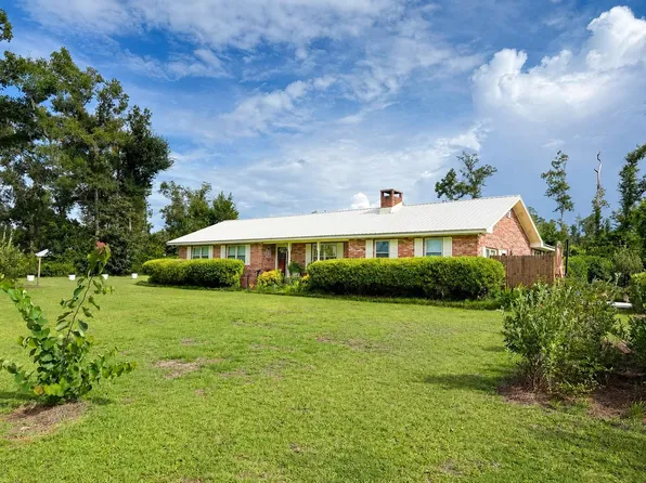 272 NE Dusty Miller Ave, Madison, FL 32340