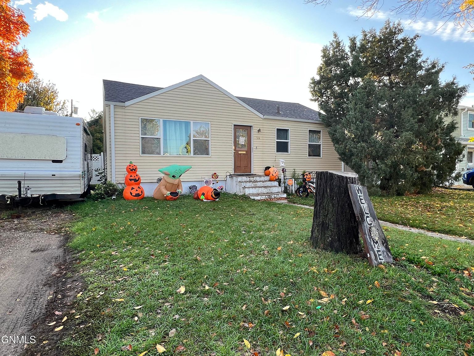 514 12th Ave W, Williston, ND 58801 MLS 4010167 Zillow