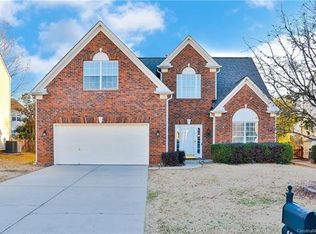 2218 Winthorp Ridge Rd, Charlotte, NC 28270