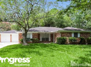 208 Garden Dr, Friendswood, TX 77546