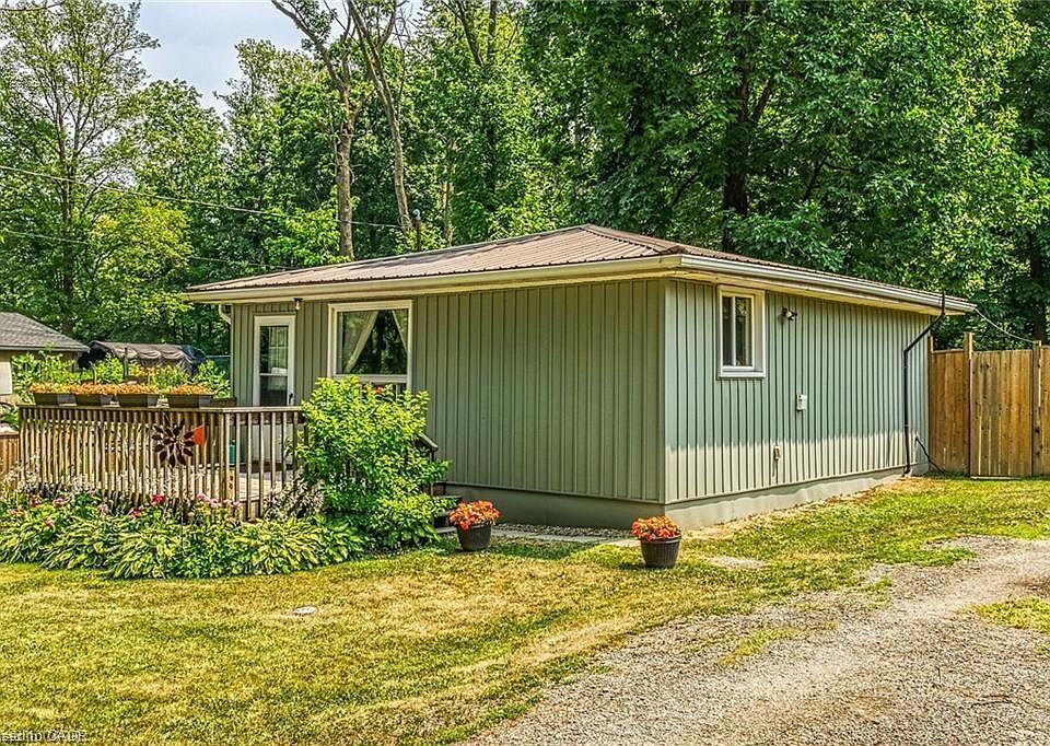 1st image of 4 Nanticoke Valley Rd