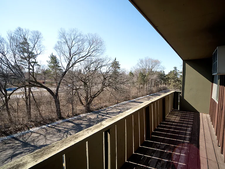 Victoria Flats Roseville — Photo 26