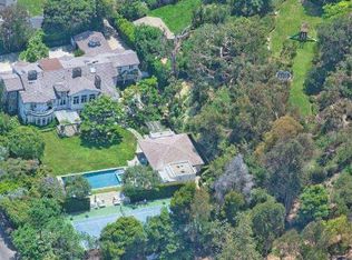 1727 Mandeville Canyon Rd, Los Angeles, CA 90049